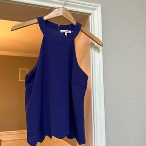 Monteau Los Angeles Scalloped Tank Top